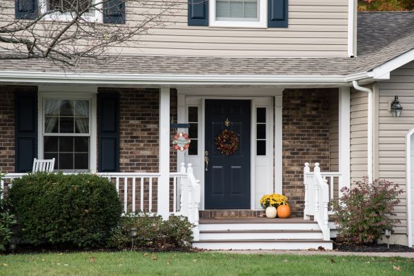 Cost of Front Deck Construction in Lenexa