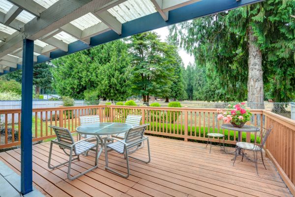 Cost of Deck Carpentry Service in Lenexa